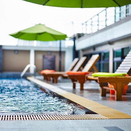 The Plimplace Hotel Bangkok Bagian luar foto
