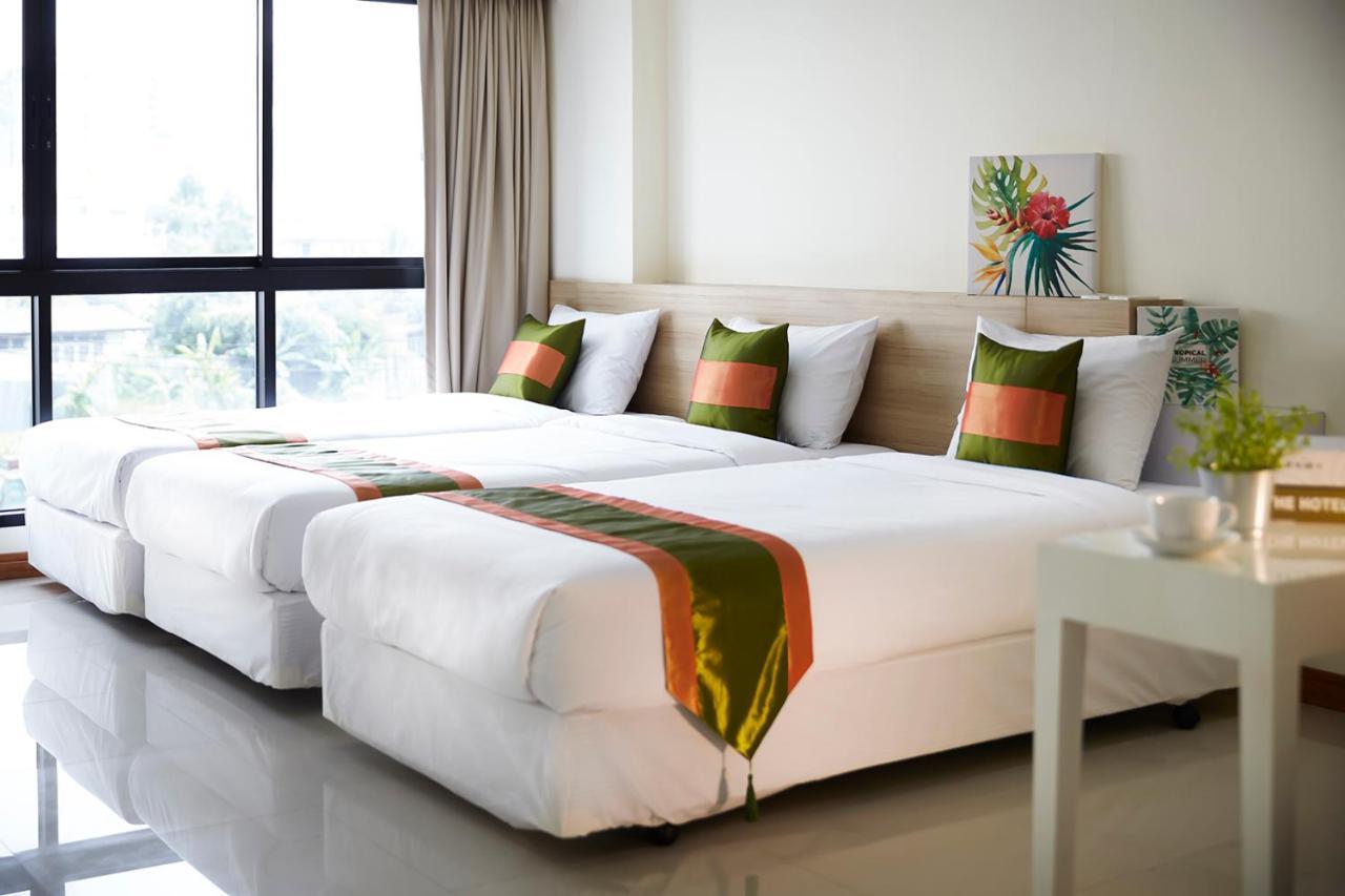 The Plimplace Hotel Bangkok Bagian luar foto